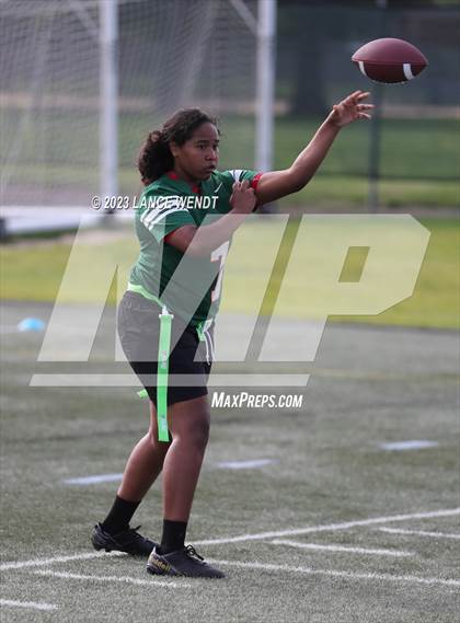 Thumbnail 2 in Smoky Hill vs ThunderRidge photogallery.