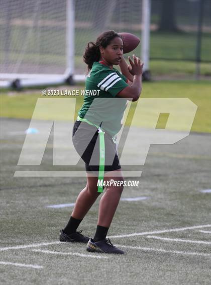 Thumbnail 3 in Smoky Hill vs ThunderRidge photogallery.