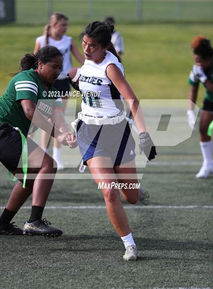 Thumbnail 2 in Smoky Hill vs ThunderRidge photogallery.