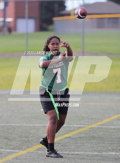 Thumbnail 2 in Smoky Hill vs ThunderRidge photogallery.