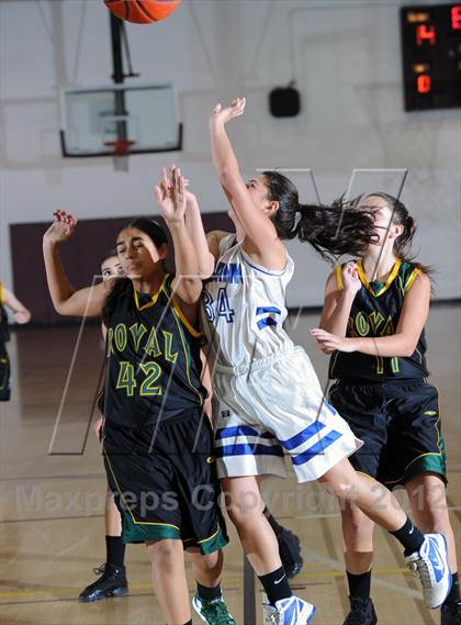 Thumbnail 2 in Burbank vs Royal (La Canada Tournament) photogallery.