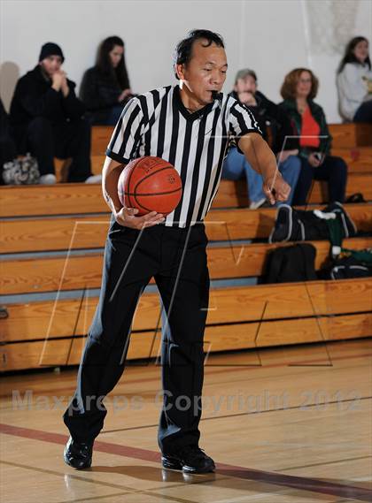 Thumbnail 3 in Burbank vs Royal (La Canada Tournament) photogallery.
