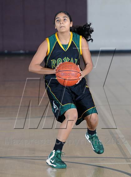 Thumbnail 3 in Burbank vs Royal (La Canada Tournament) photogallery.