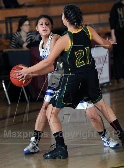 Thumbnail 3 in Burbank vs Royal (La Canada Tournament) photogallery.