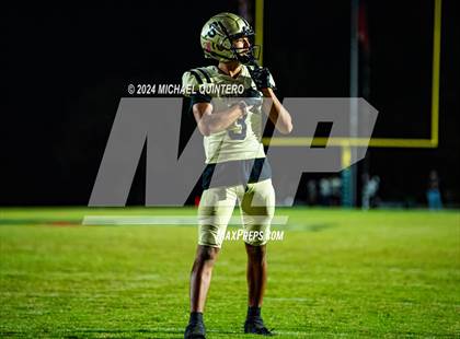 Thumbnail 1 in Seguin @ Southwest (UIL Football 5A Division I Region 4 Bi-District) photogallery.