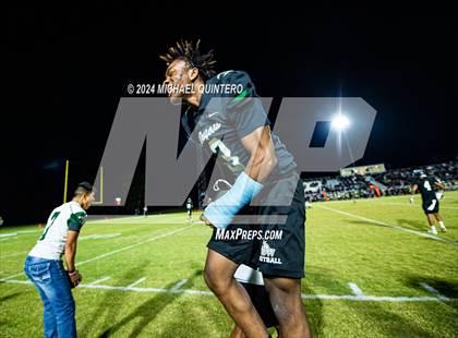Thumbnail 3 in Seguin @ Southwest (UIL Football 5A Division I Region 4 Bi-District) photogallery.