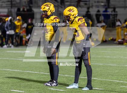 Thumbnail 2 in West Rowan @ West Charlotte (NCHSAA 3A Playoffs Round 2) photogallery.
