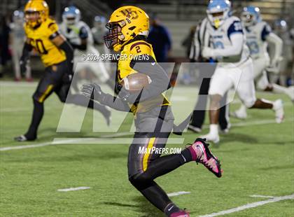 Thumbnail 1 in West Rowan @ West Charlotte (NCHSAA 3A Playoffs Round 2) photogallery.
