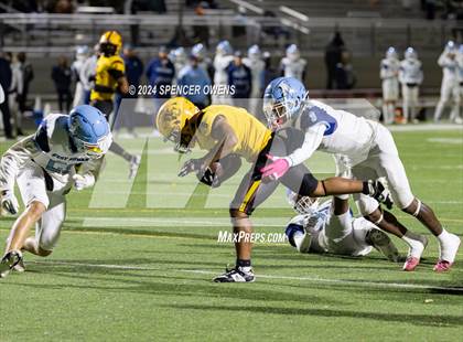 Thumbnail 1 in West Rowan @ West Charlotte (NCHSAA 3A Playoffs Round 2) photogallery.