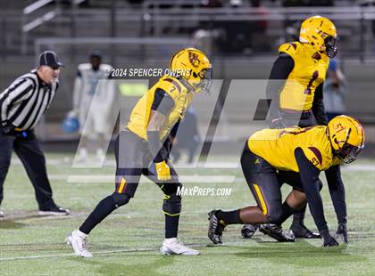 Thumbnail 1 in West Rowan @ West Charlotte (NCHSAA 3A Playoffs Round 2) photogallery.