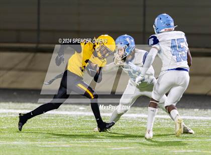 Thumbnail 1 in West Rowan @ West Charlotte (NCHSAA 3A Playoffs Round 2) photogallery.