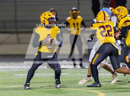 Thumbnail 2 in West Rowan @ West Charlotte (NCHSAA 3A Playoffs Round 2) photogallery.