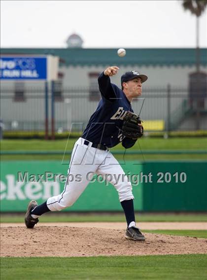 Thumbnail 1 in Elk Grove vs. Tokay photogallery.