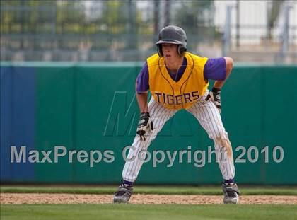 Thumbnail 3 in Elk Grove vs. Tokay photogallery.