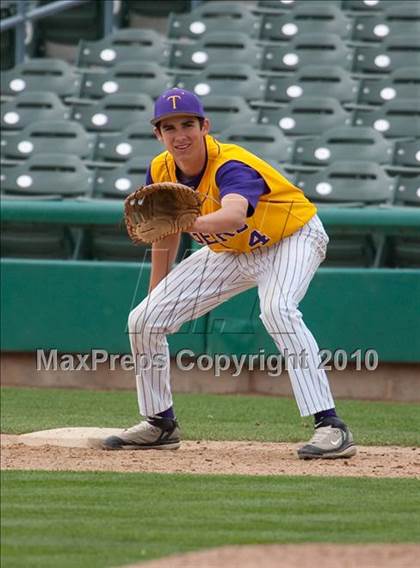Thumbnail 3 in Elk Grove vs. Tokay photogallery.