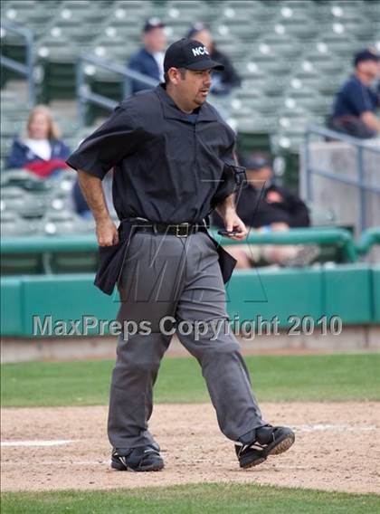 Thumbnail 3 in Elk Grove vs. Tokay photogallery.