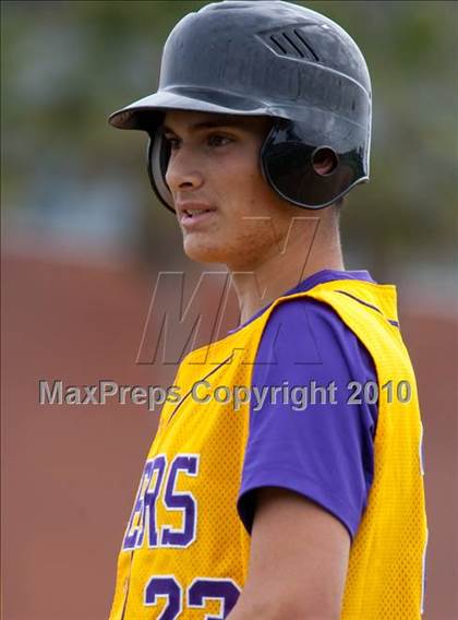 Thumbnail 2 in Elk Grove vs. Tokay photogallery.