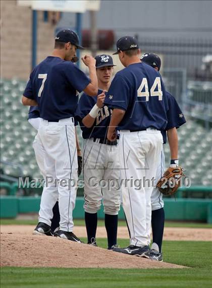Thumbnail 3 in Elk Grove vs. Tokay photogallery.