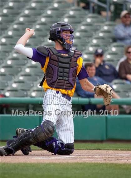 Thumbnail 3 in Elk Grove vs. Tokay photogallery.