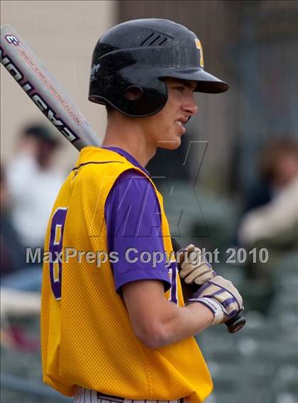 Thumbnail 2 in Elk Grove vs. Tokay photogallery.