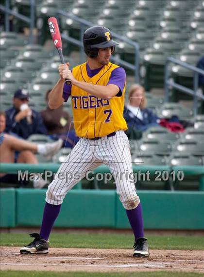 Thumbnail 1 in Elk Grove vs. Tokay photogallery.