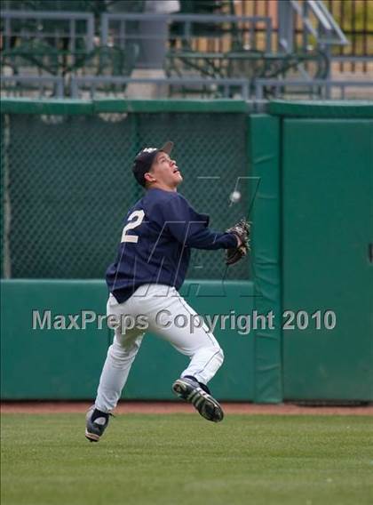 Thumbnail 2 in Elk Grove vs. Tokay photogallery.