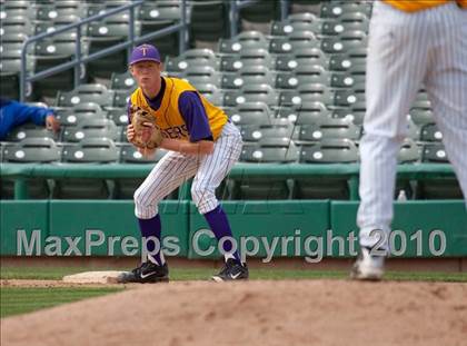 Thumbnail 1 in Elk Grove vs. Tokay photogallery.