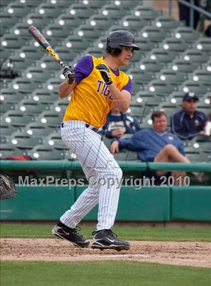 Thumbnail 3 in Elk Grove vs. Tokay photogallery.