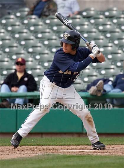 Thumbnail 3 in Elk Grove vs. Tokay photogallery.