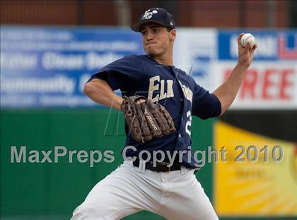 Thumbnail 2 in Elk Grove vs. Tokay photogallery.
