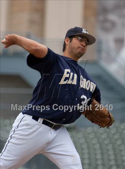 Thumbnail 1 in Elk Grove vs. Tokay photogallery.
