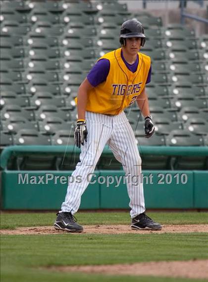 Thumbnail 1 in Elk Grove vs. Tokay photogallery.