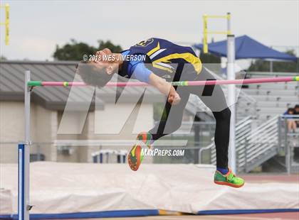 Thumbnail 3 in Sac Joaquin Section Masters Prelims & Finals photogallery.