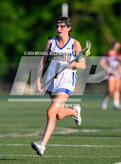 Thumbnail 2 in Garden City vs. West Islip (NYSPHSAA Class B LIC Regional) photogallery.