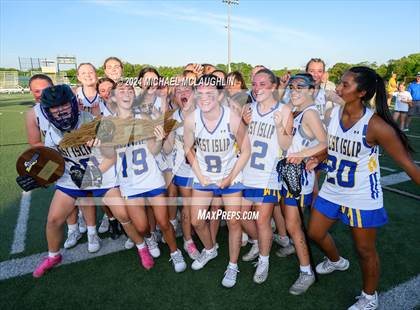 Thumbnail 1 in Garden City vs. West Islip (NYSPHSAA Class B LIC Regional) photogallery.