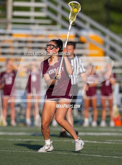 Thumbnail 1 in Garden City vs. West Islip (NYSPHSAA Class B LIC Regional) photogallery.