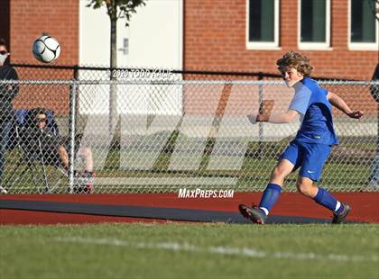 Thumbnail 3 in Coginchaug Regional @ East Hampton photogallery.