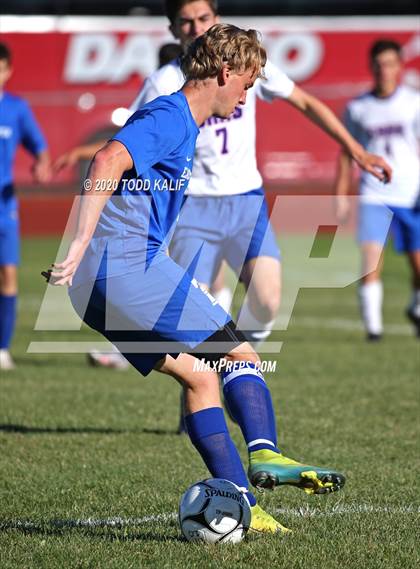 Thumbnail 3 in Coginchaug Regional @ East Hampton photogallery.
