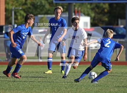 Thumbnail 3 in Coginchaug Regional @ East Hampton photogallery.