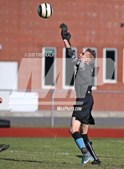 Thumbnail 3 in Coginchaug Regional @ East Hampton photogallery.