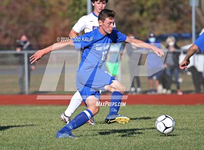 Thumbnail 1 in Coginchaug Regional @ East Hampton photogallery.