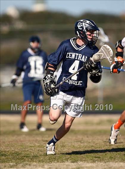 Thumbnail 2 in Westwood vs Central Catholic photogallery.