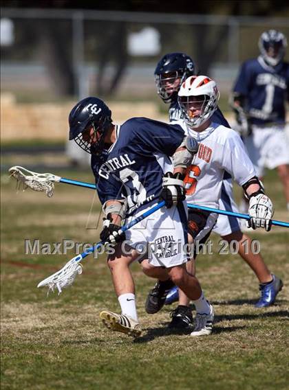 Thumbnail 2 in Westwood vs Central Catholic photogallery.