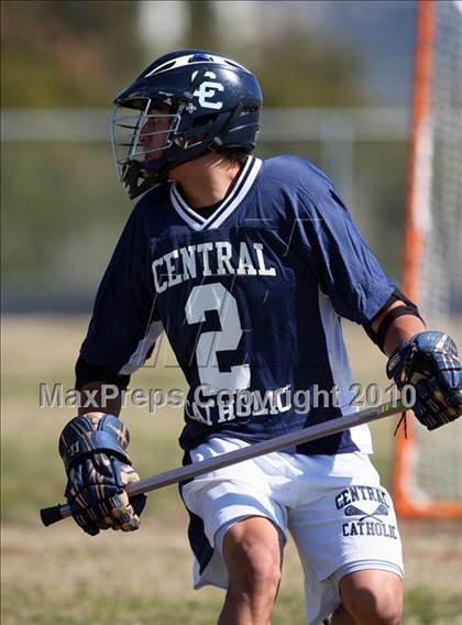 Thumbnail 2 in Westwood vs Central Catholic photogallery.