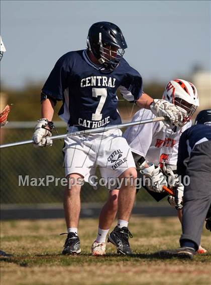 Thumbnail 3 in Westwood vs Central Catholic photogallery.