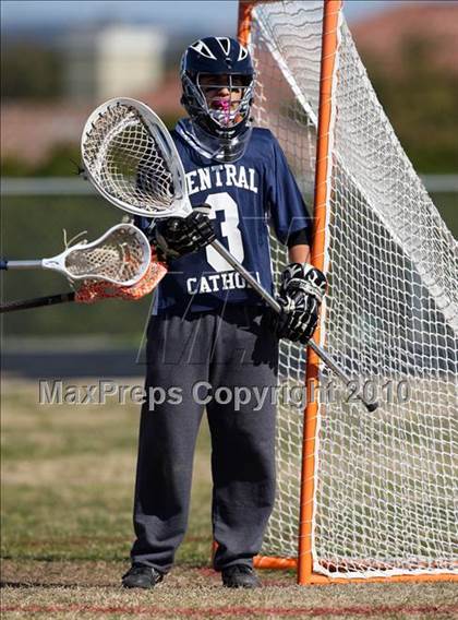 Thumbnail 2 in Westwood vs Central Catholic photogallery.