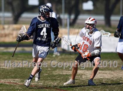 Thumbnail 3 in Westwood vs Central Catholic photogallery.
