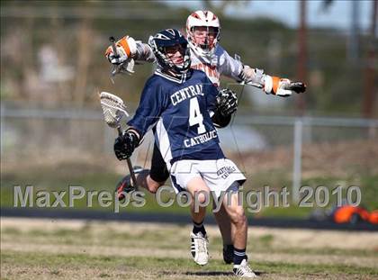 Thumbnail 2 in Westwood vs Central Catholic photogallery.