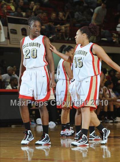 Thumbnail 1 in East Bladen vs. Salisbury (NCHSAA Class 2A Final) photogallery.