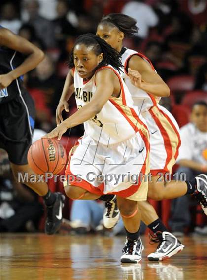 Thumbnail 2 in East Bladen vs. Salisbury (NCHSAA Class 2A Final) photogallery.